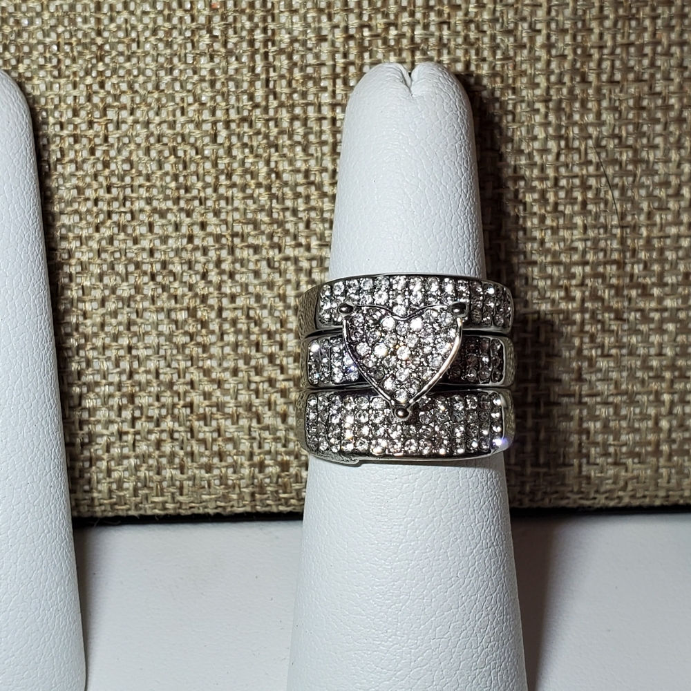 Stackable Silver Rhinestone Heart Trio Ring Set - Picture 7 of 16